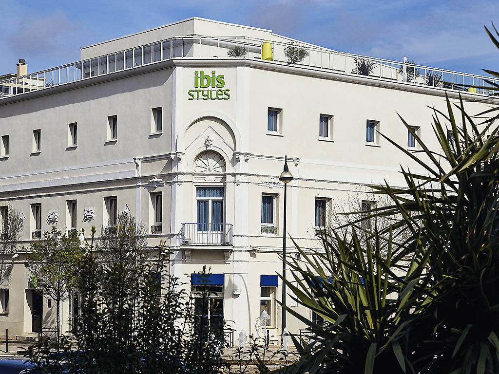 Ibis Styles Hyeres Rooftop & Spa Luaran gambar